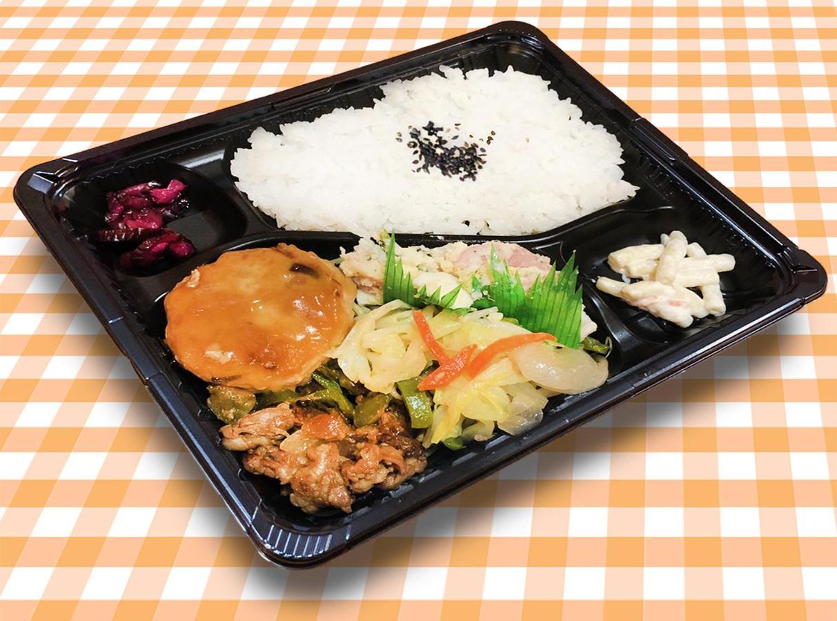 Trend Kyobashi Ekimae Ōsaka